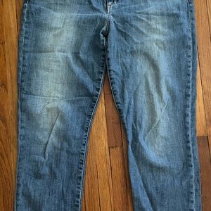 Women's Joe’s Blue Jean Capris